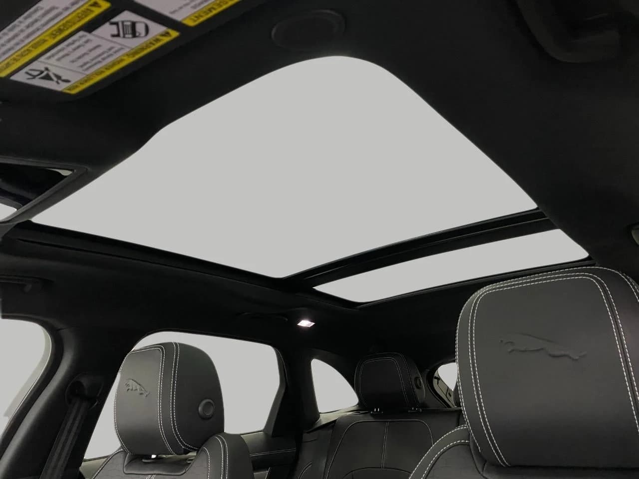 Jaguar F-PACE R-Dynamic S P400 AWD 2026 — side view
