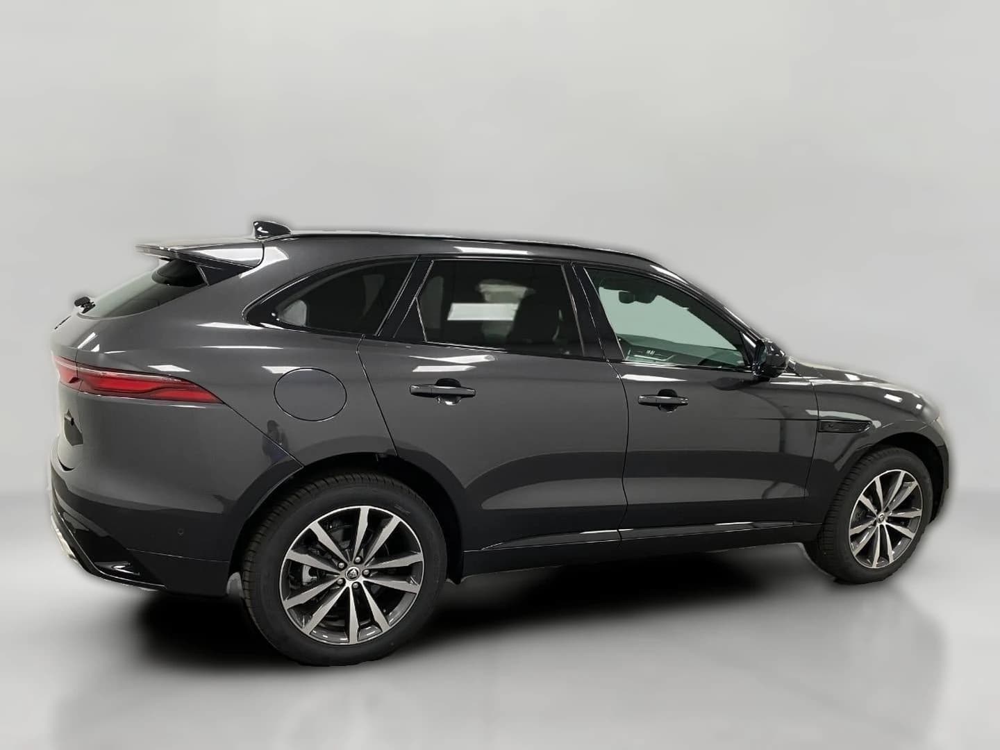 Jaguar F-PACE R-Dynamic S P400 AWD 2026 — side view