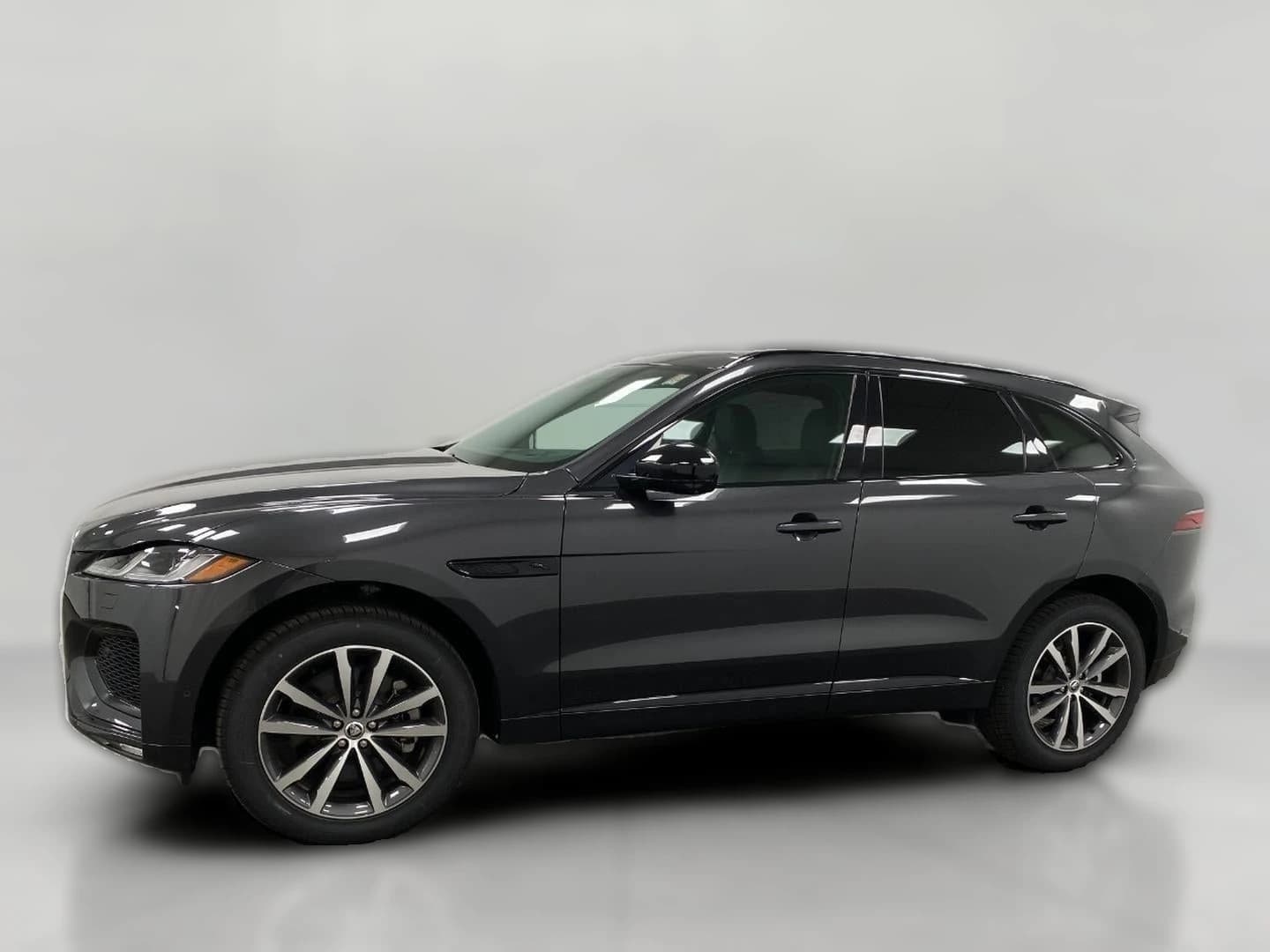 Jaguar F-PACE R-Dynamic S P400 AWD 2026 — side view