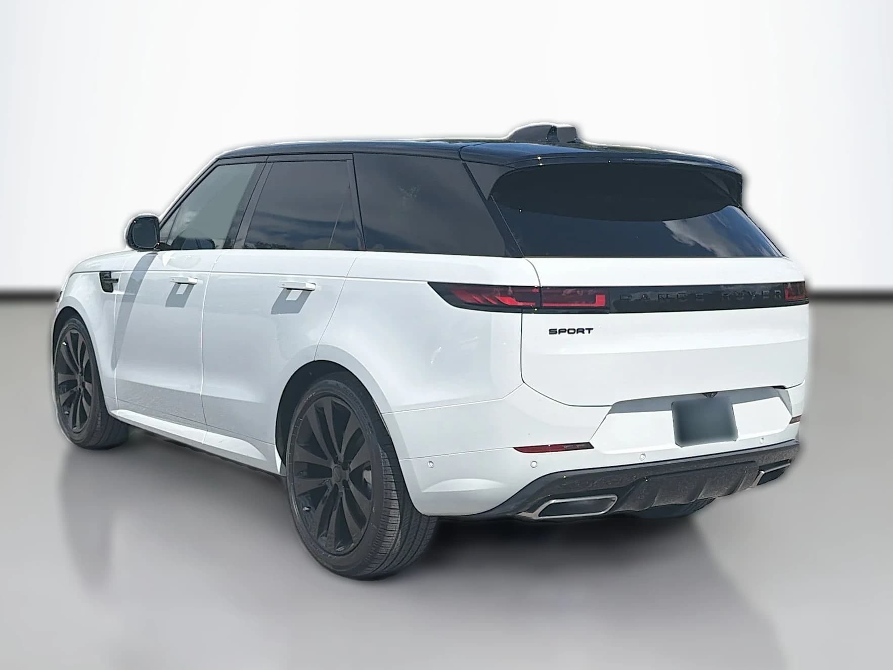 Land Rover Range Rover Sport Dynamic SE P400 2026 — side view