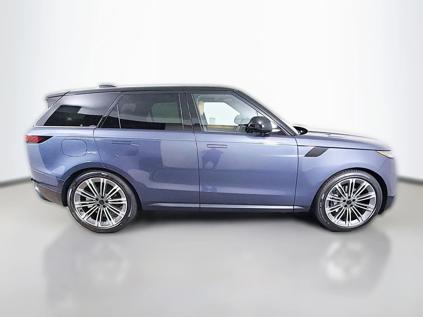 Land Rover Range Rover Sport SE P360 2026 — side view