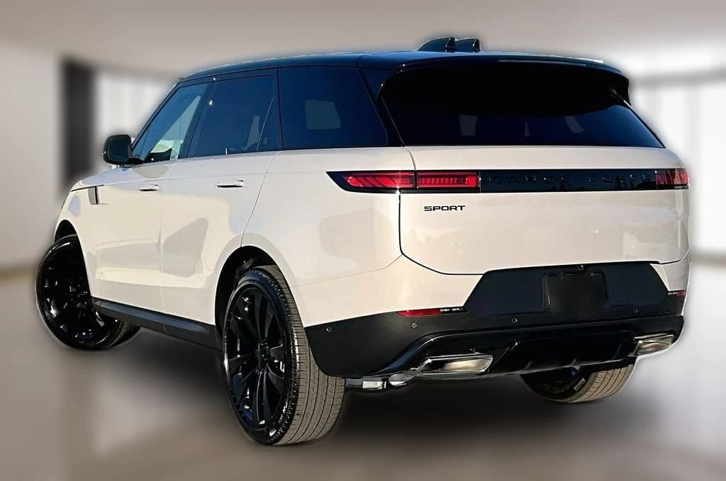 Land Rover Range Rover Sport SE P360 2026 — side view