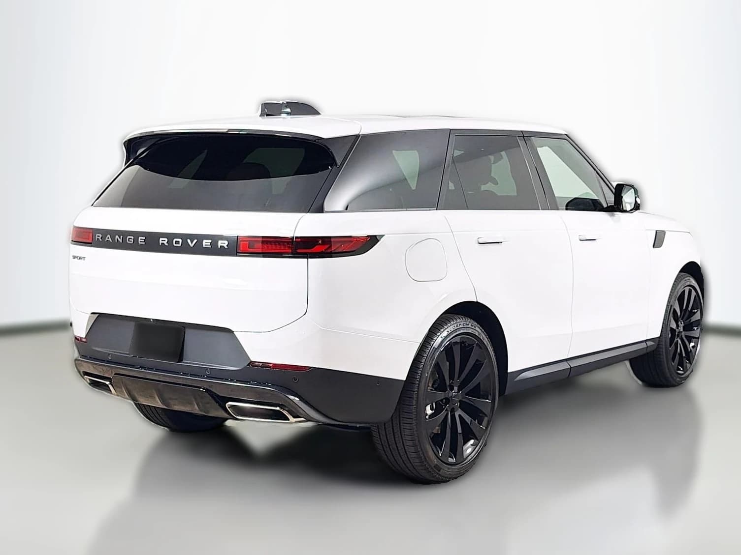 Land Rover Range Rover Sport SE P360 2026 — side view