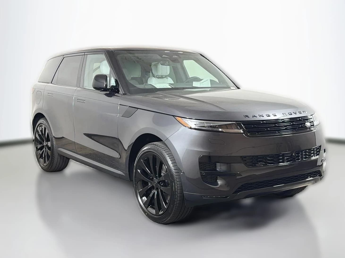 Land Rover Range Rover Sport SE P360 2026 — side view
