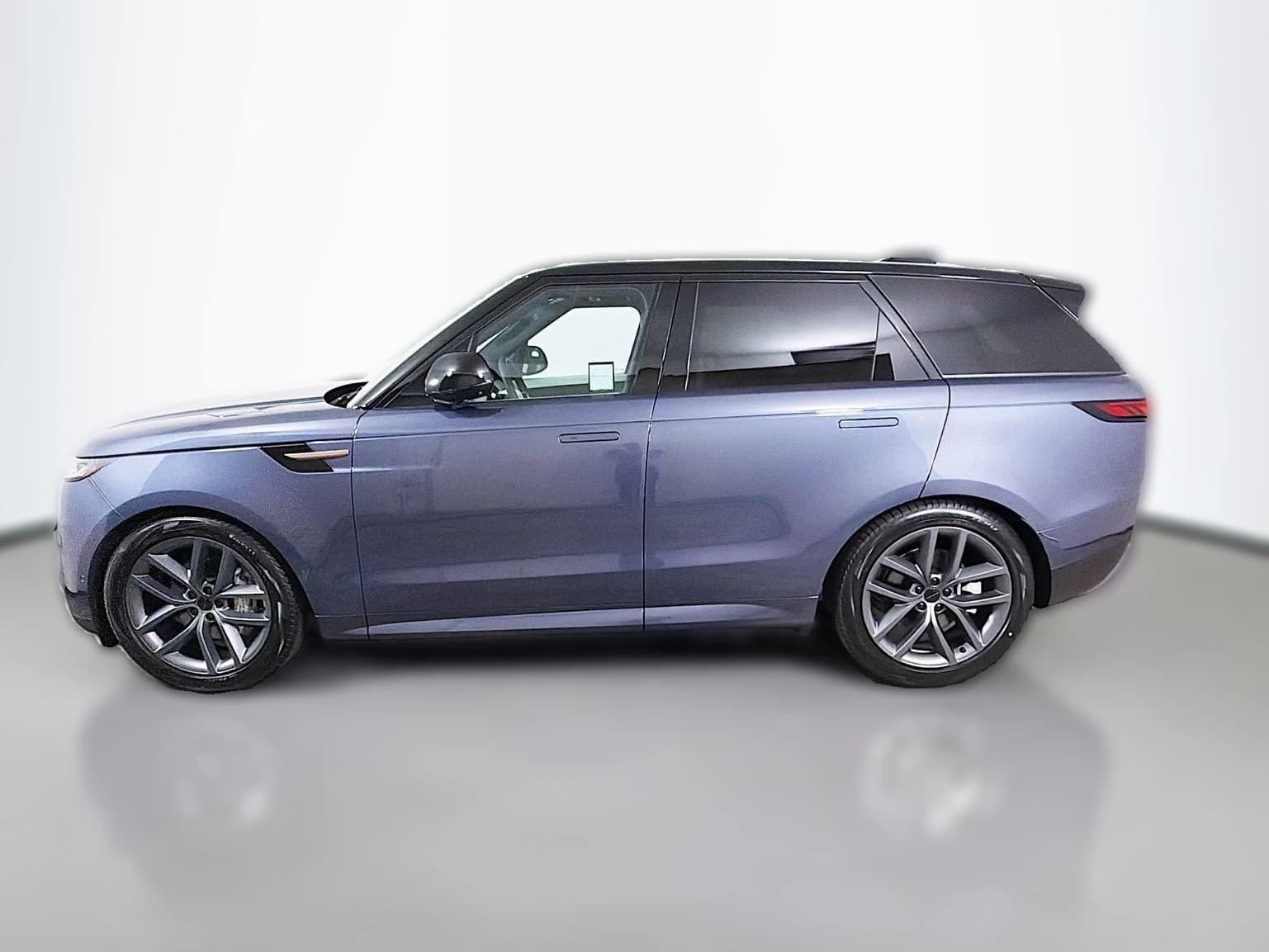 Land Rover Range Rover Sport SE P360 2026 — side view