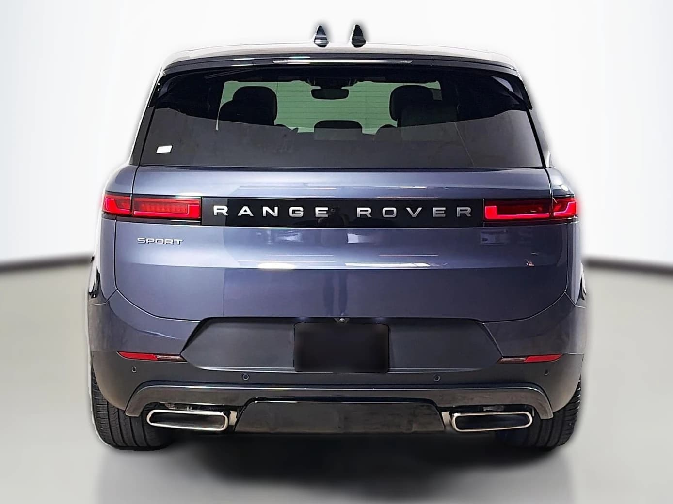 Land Rover Range Rover Sport SE P360 2026 — side view