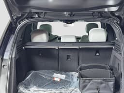 Land Rover Range Rover Sport SE P360 2026 — side view