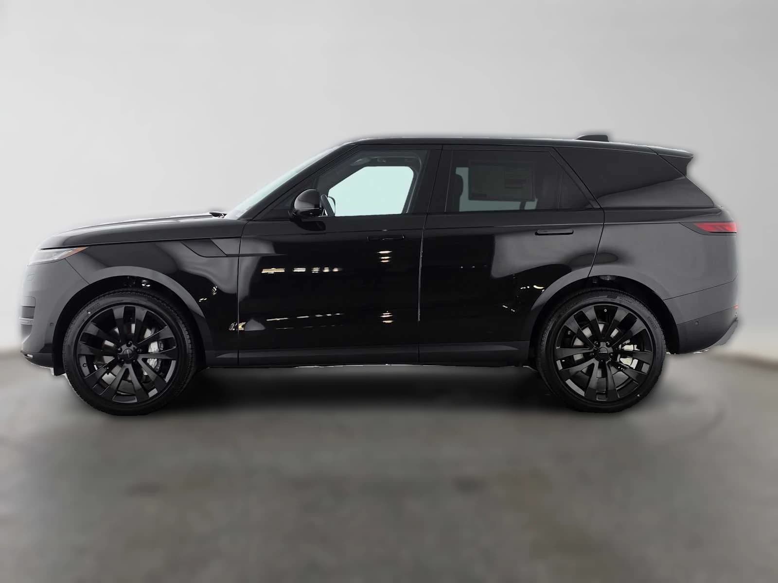 Land Rover Range Rover Sport SE P360 2026 — side view