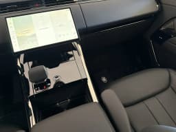 Land Rover Range Rover Sport SE P360 2026 — side view
