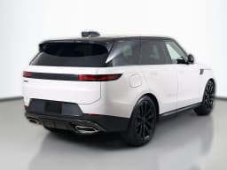 Land Rover Range Rover Sport SE P360 2026 — side view