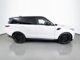 Land Rover Range Rover Sport SE P360 2026 — side view