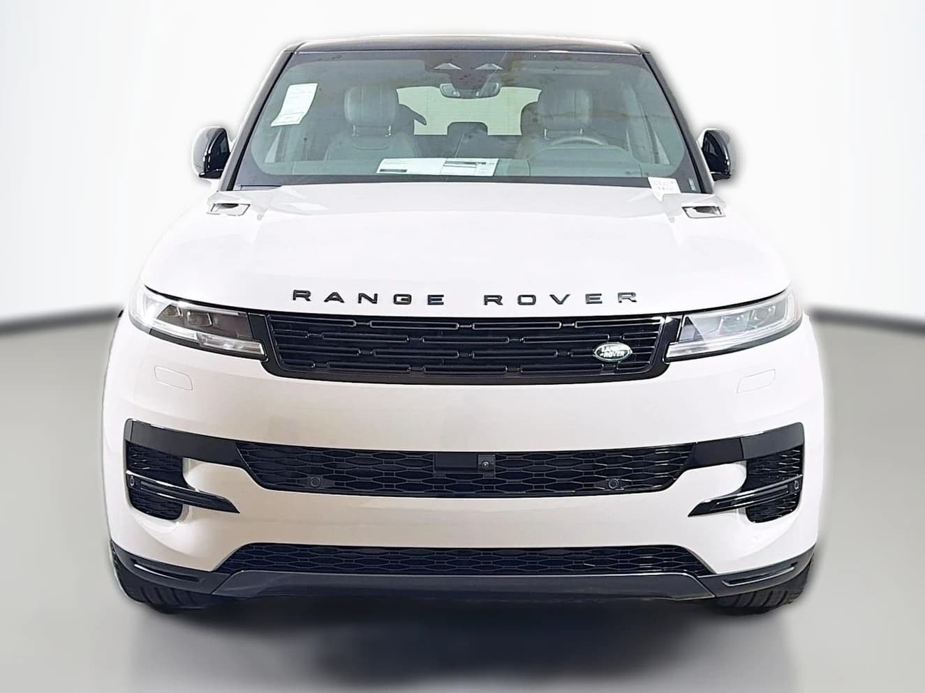 Land Rover Range Rover Sport SE P360 2026 — side view