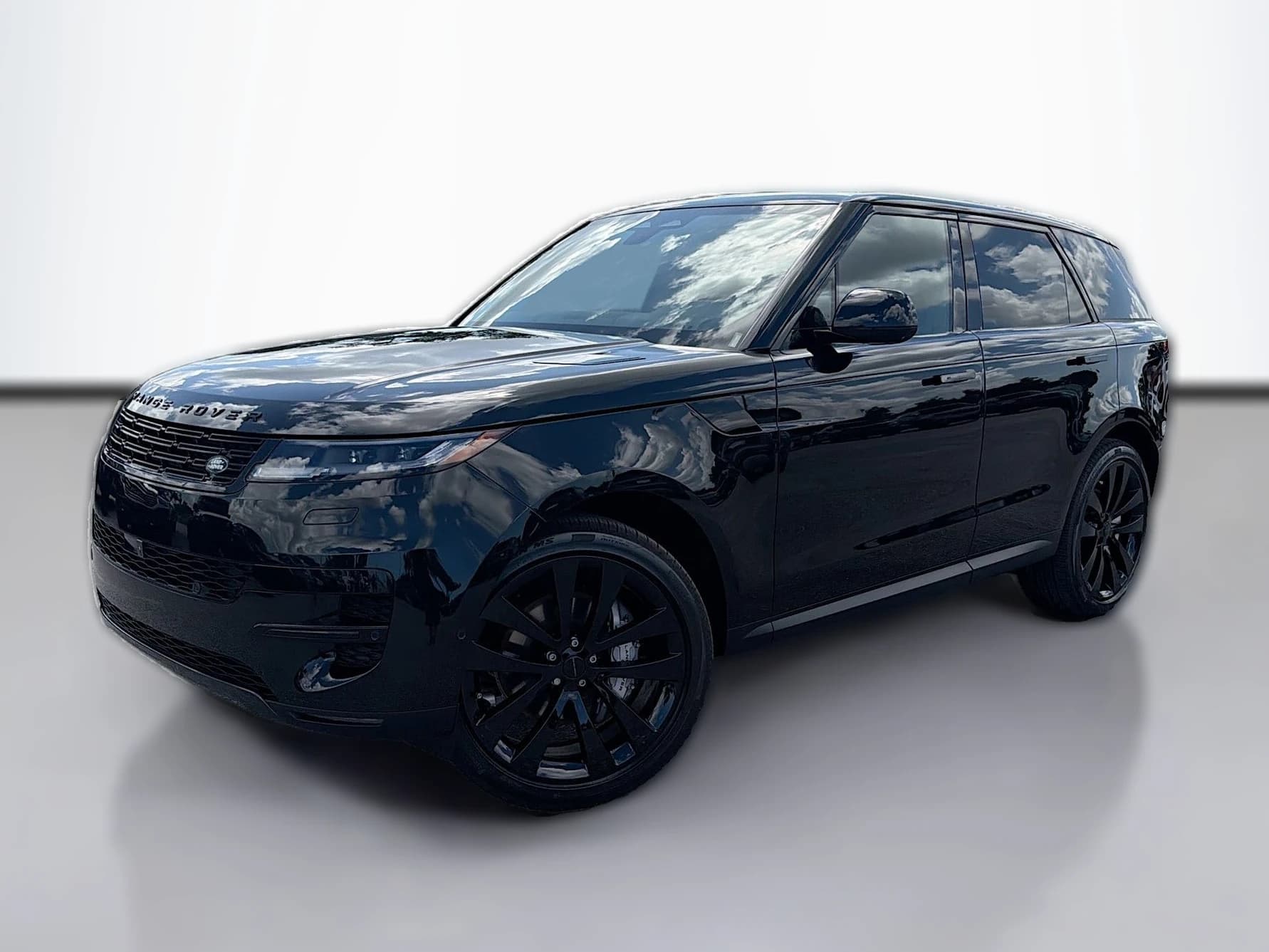 Land Rover Range Rover Sport SE P360 2026 — side view