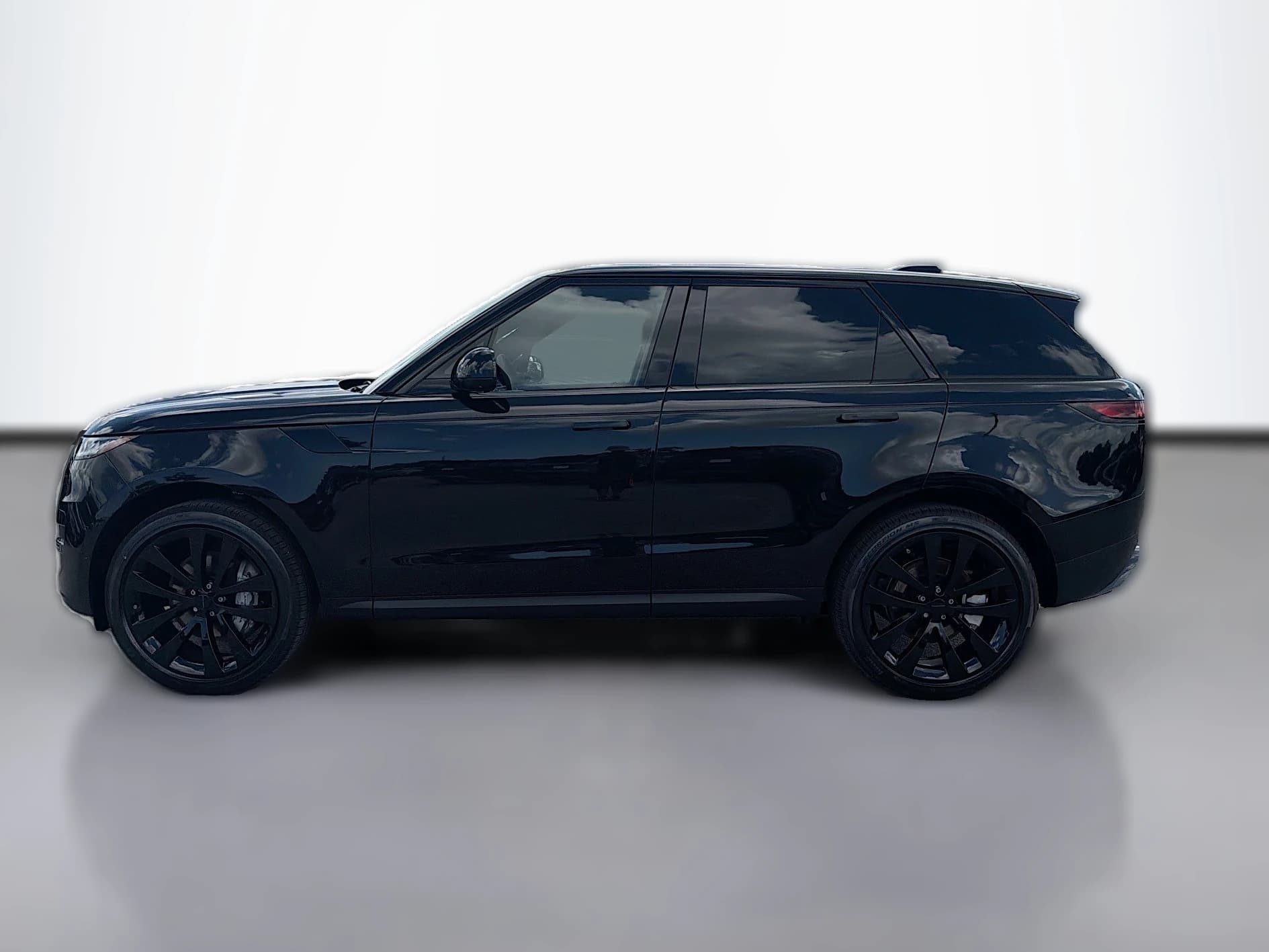 Land Rover Range Rover Sport SE P360 2026 — side view