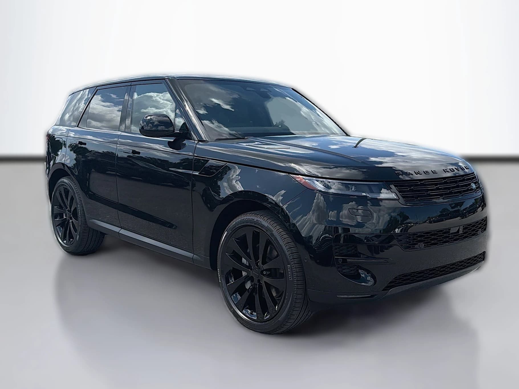 Land Rover Range Rover Sport SE P360 2026 — side view