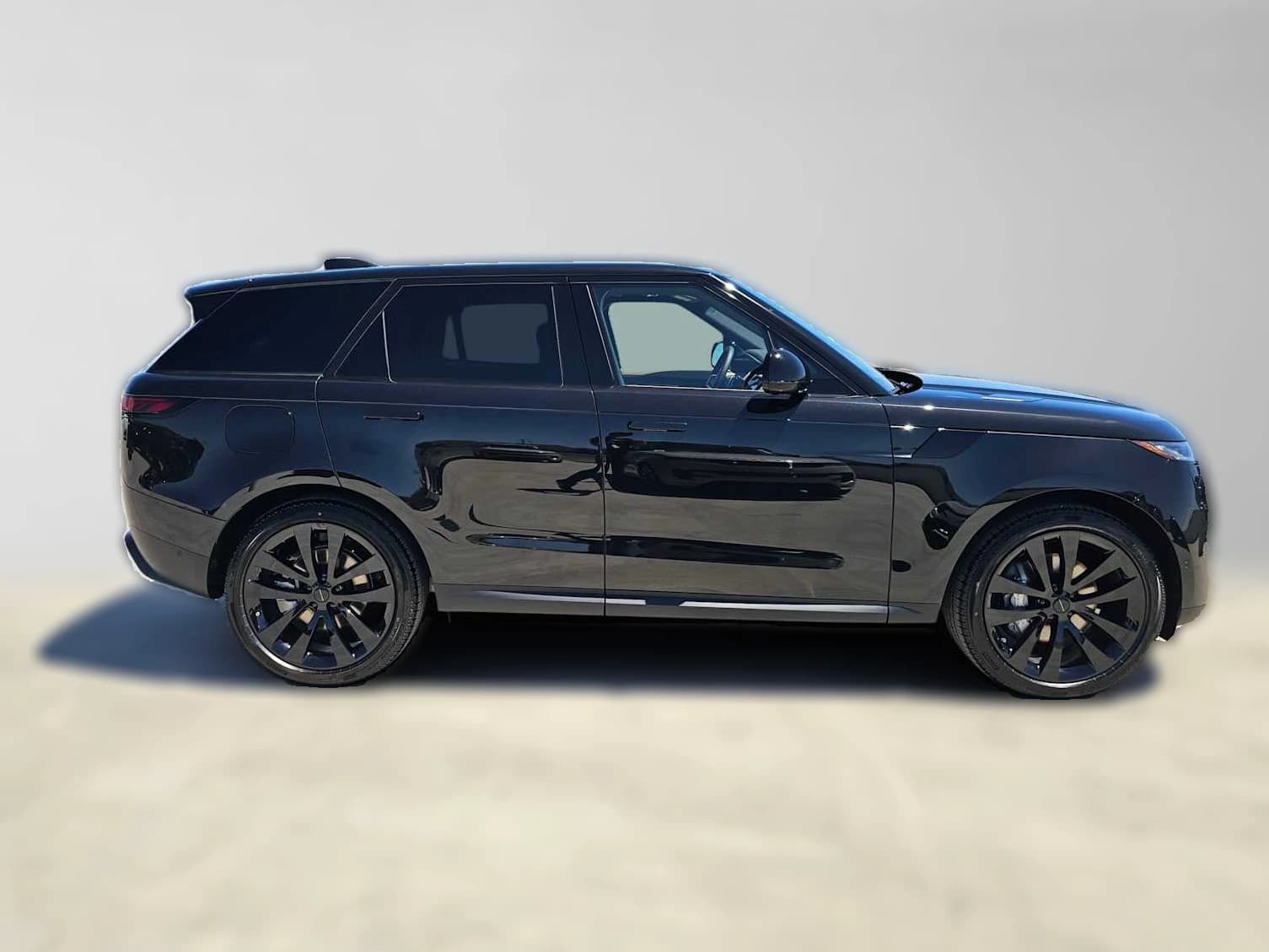 Land Rover Range Rover Sport SE P360 2026 — side view