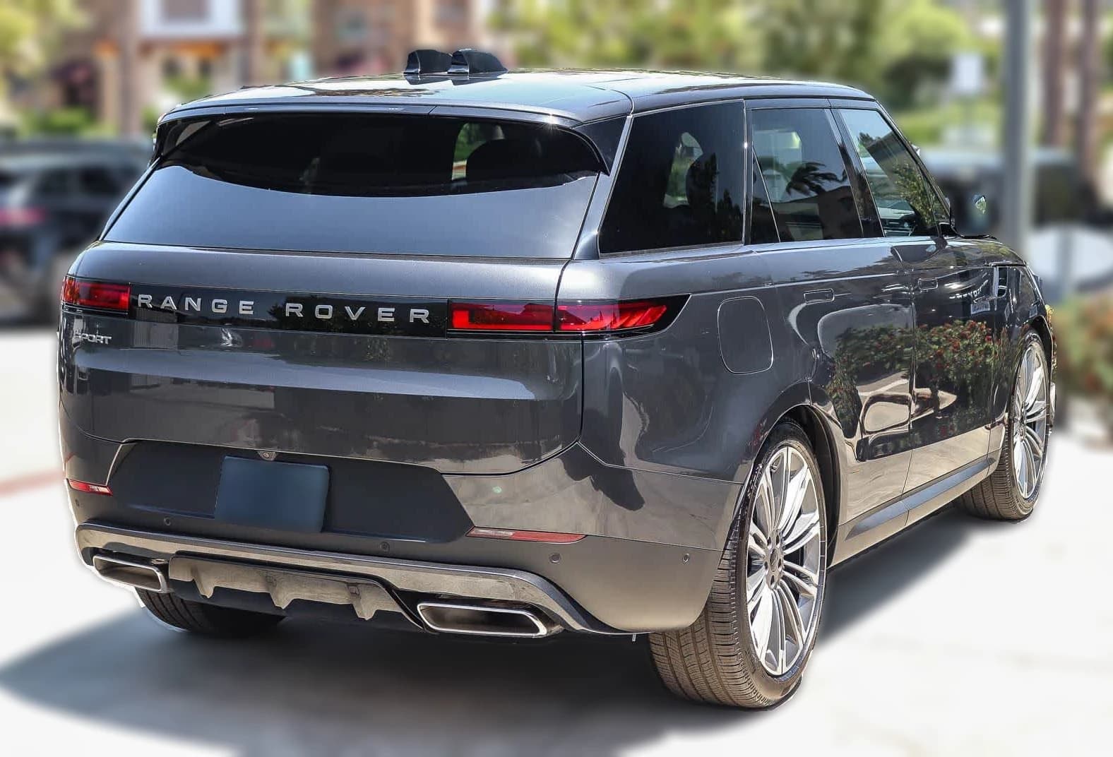 Land Rover Range Rover Sport SE P360 2026 — side view