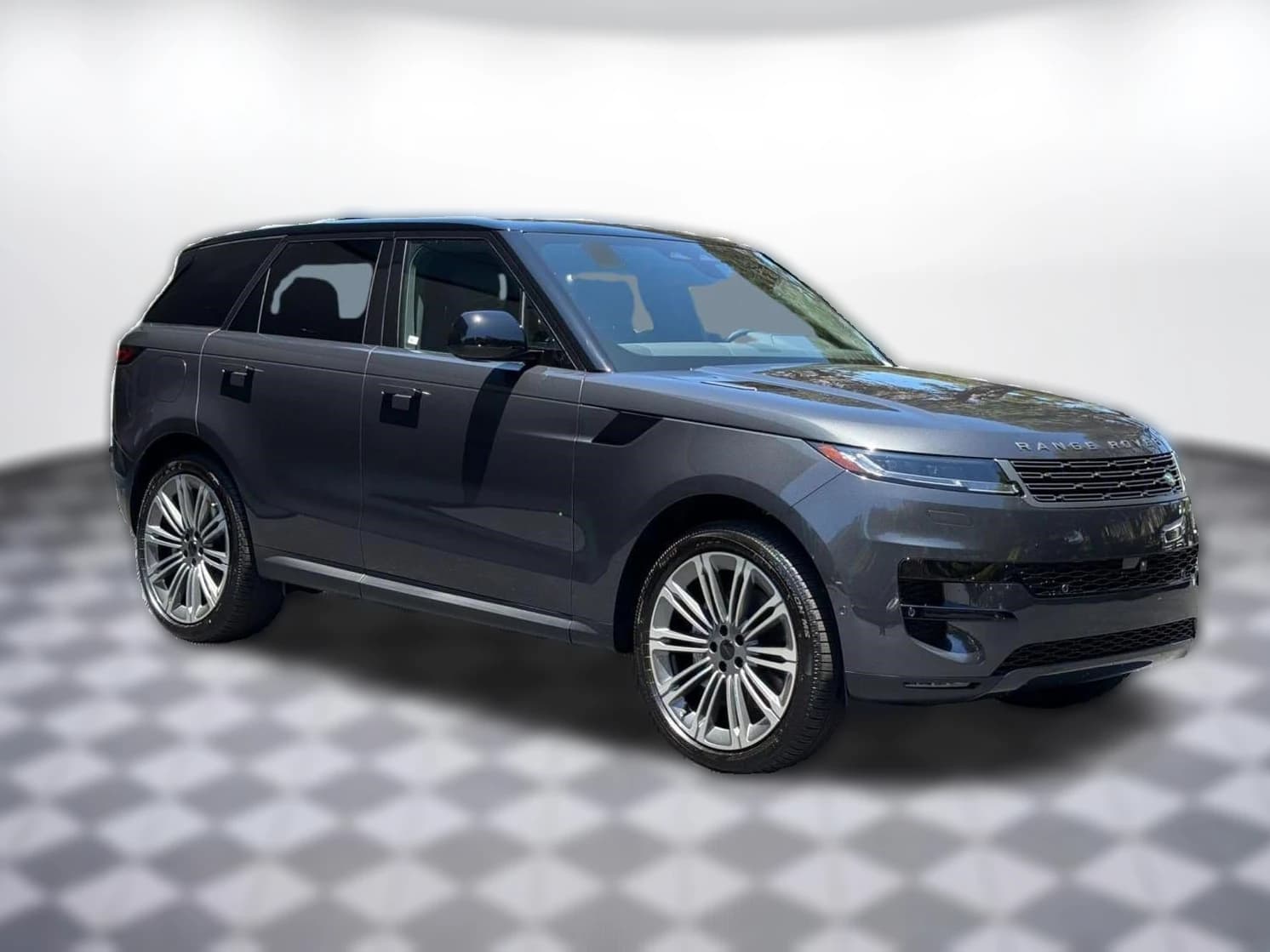 Land Rover Range Rover Sport SE P360 2026 — side view