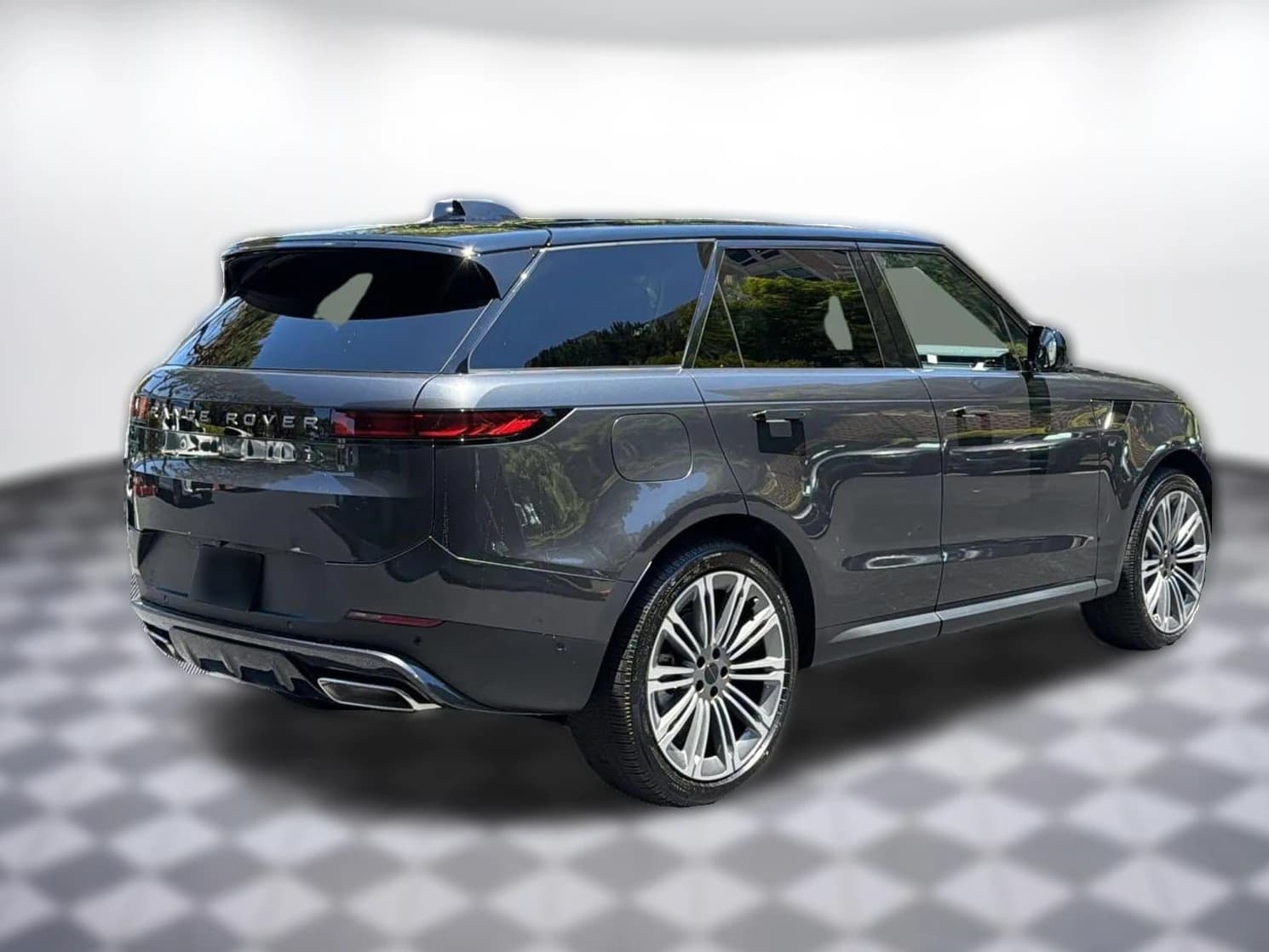 Land Rover Range Rover Sport SE P360 2026 — side view