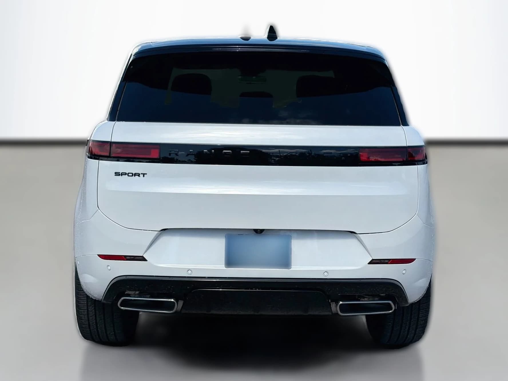 Land Rover Range Rover Sport Battersea Edition P550e 2027 — side view