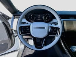 Land Rover Range Rover Sport Battersea Edition P550e 2027 — side view