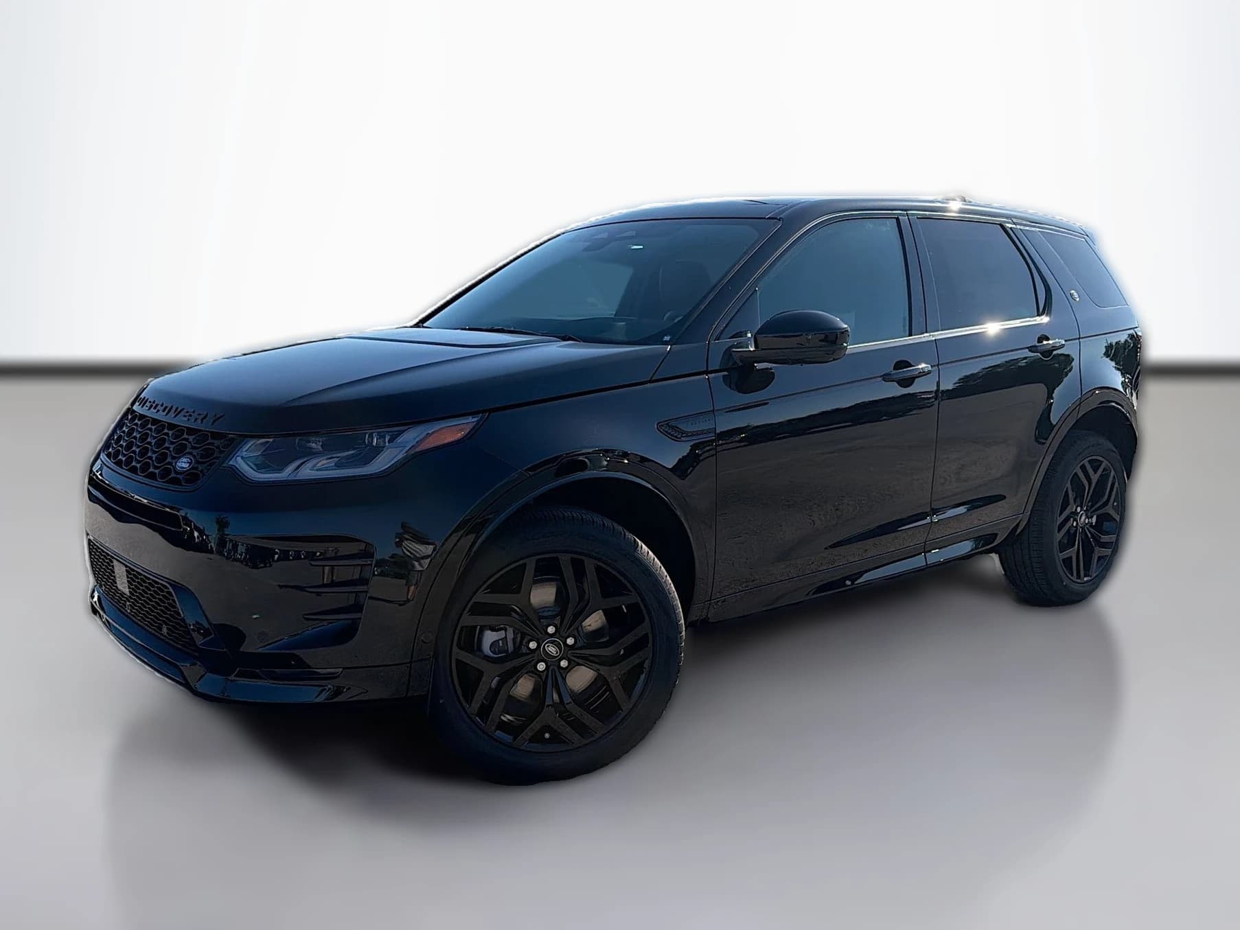 Land Rover Discovery Sport Landmark 4WD 2026 — side view