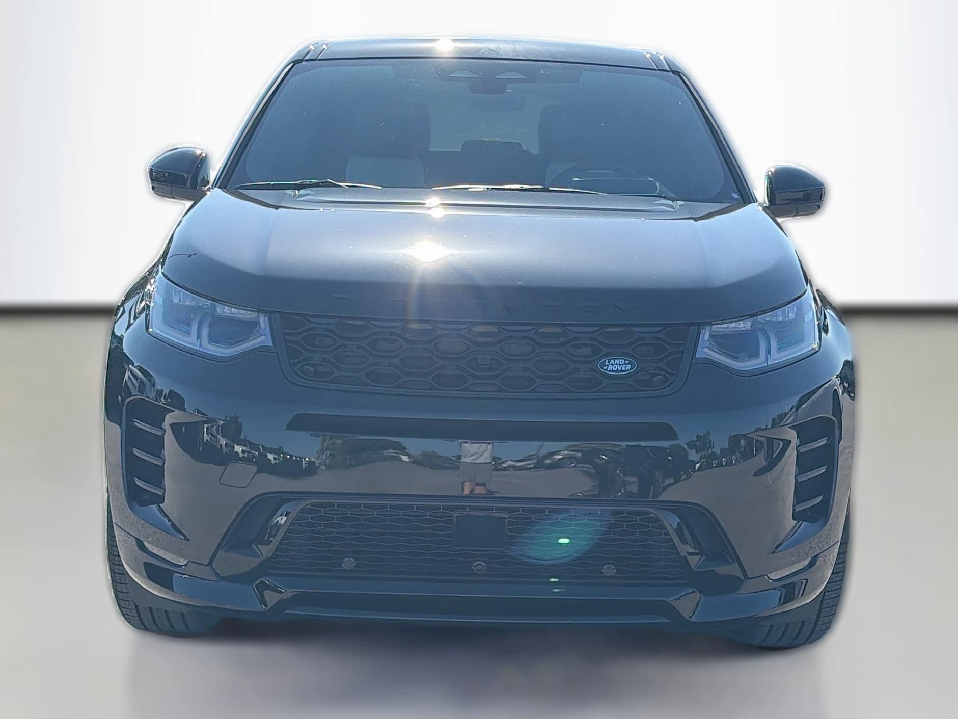 Land Rover Discovery Sport Landmark 4WD 2026 — side view