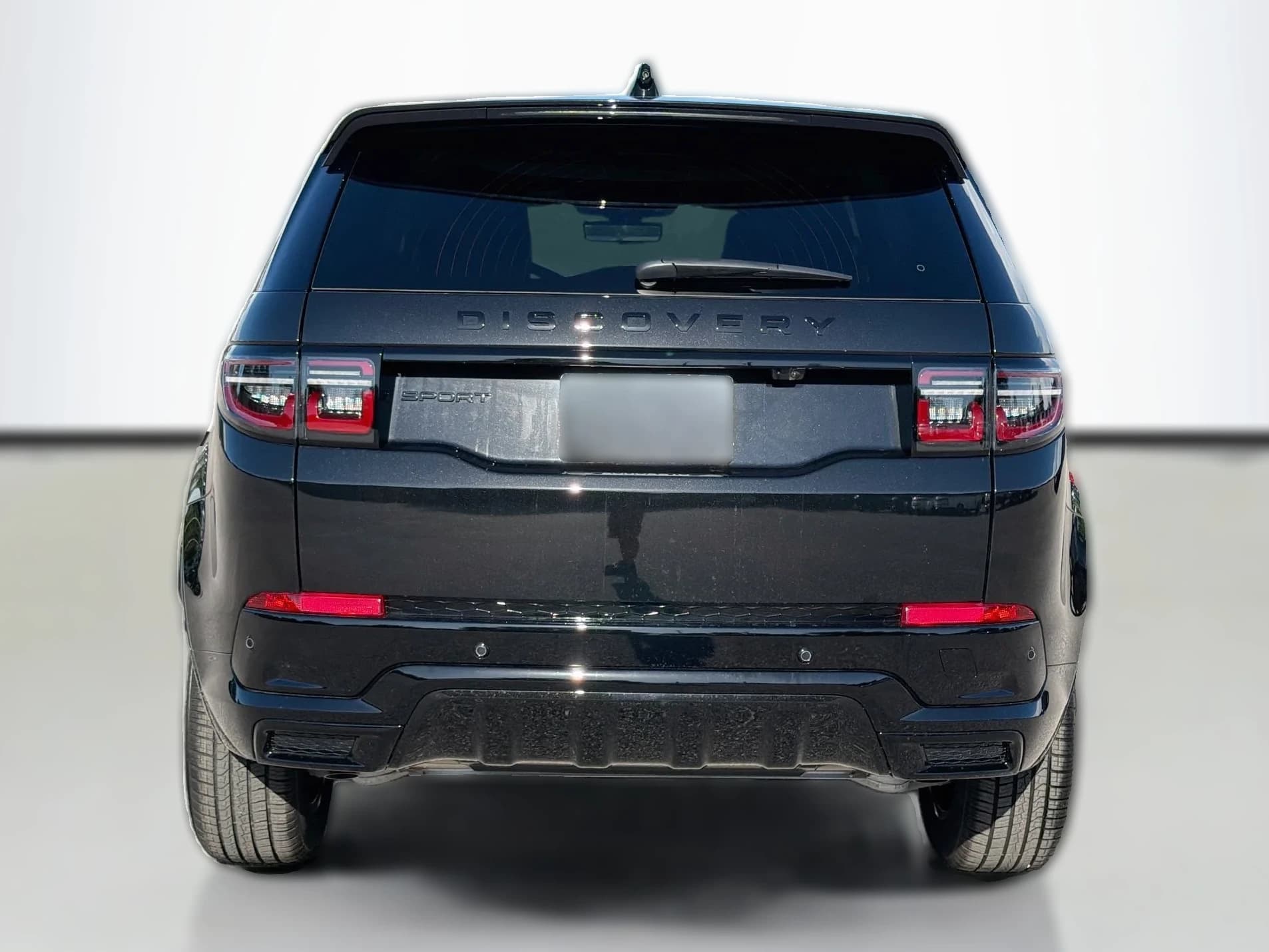 Land Rover Discovery Sport Landmark 4WD 2026 — side view