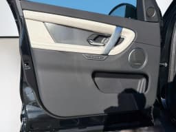 Land Rover Discovery Sport Landmark 4WD 2026 — side view