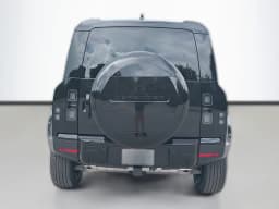 Land Rover Defender S 110 P300 2026 — side view