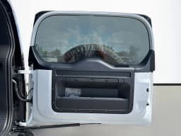 Land Rover Defender S 130 P300 2026 — side view