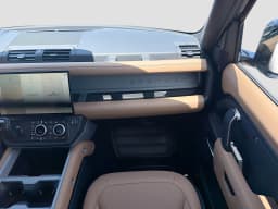Land Rover Defender V8 130 P500 2026 — side view
