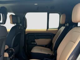 Land Rover Defender V8 130 P500 2026 — side view