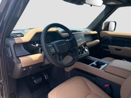 Land Rover Defender V8 130 P500 2026 — side view