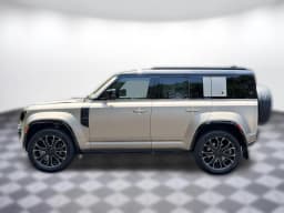 Land Rover Defender OCTA 110 P635 2026 — side view