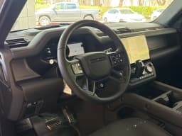 Land Rover Defender OCTA 110 P635 2026 — side view