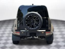Land Rover Defender OCTA 110 P635 2026 — side view