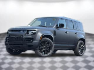 Land Rover Defender OCTA Black 110 P635
