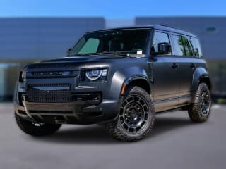 Land Rover Defender OCTA Black 110 P635