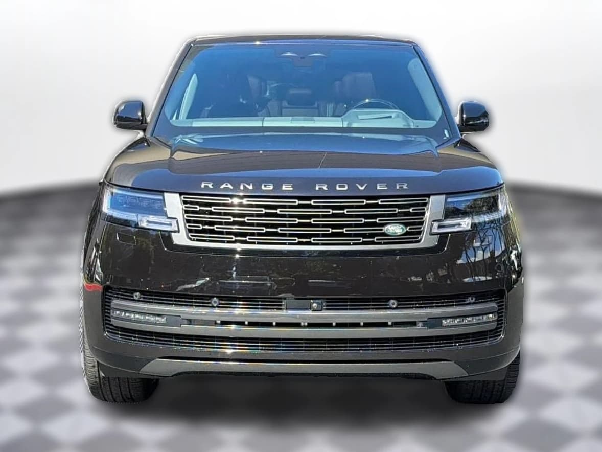 Land Rover Range Rover Autobiography P530 SWB 2026 — side view