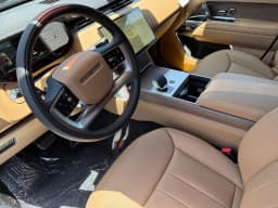 Land Rover Range Rover SE P550e SWB 2026 — side view