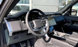 Land Rover Range Rover SE P400 SWB 2026 — side view