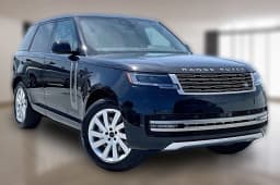 Land Rover Range Rover SE P400 SWB 2026 — side view