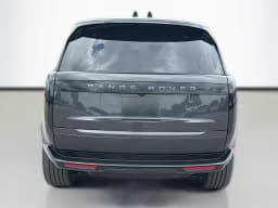 Land Rover Range Rover SE P400 SWB 2026 — side view