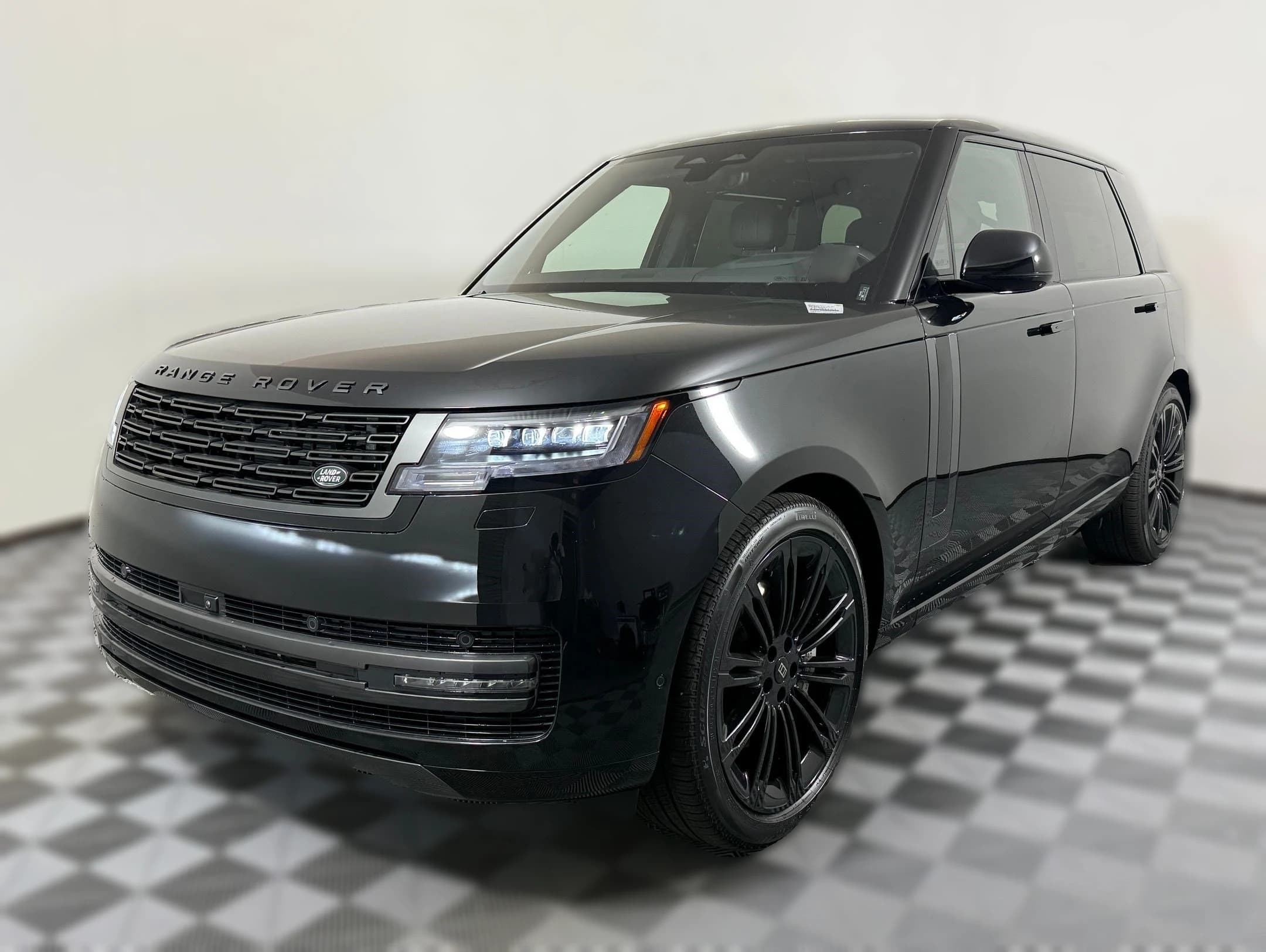 Land Rover Range Rover SE P530 LWB 7 Seat 2027 — side view