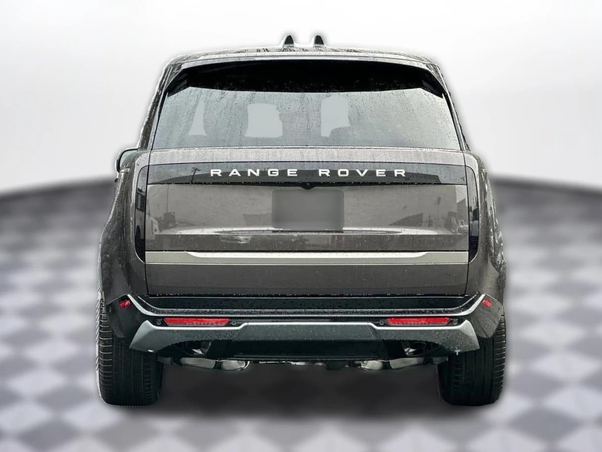 Land Rover Range Rover SE P400 LWB 7 Seat 2026 — side view