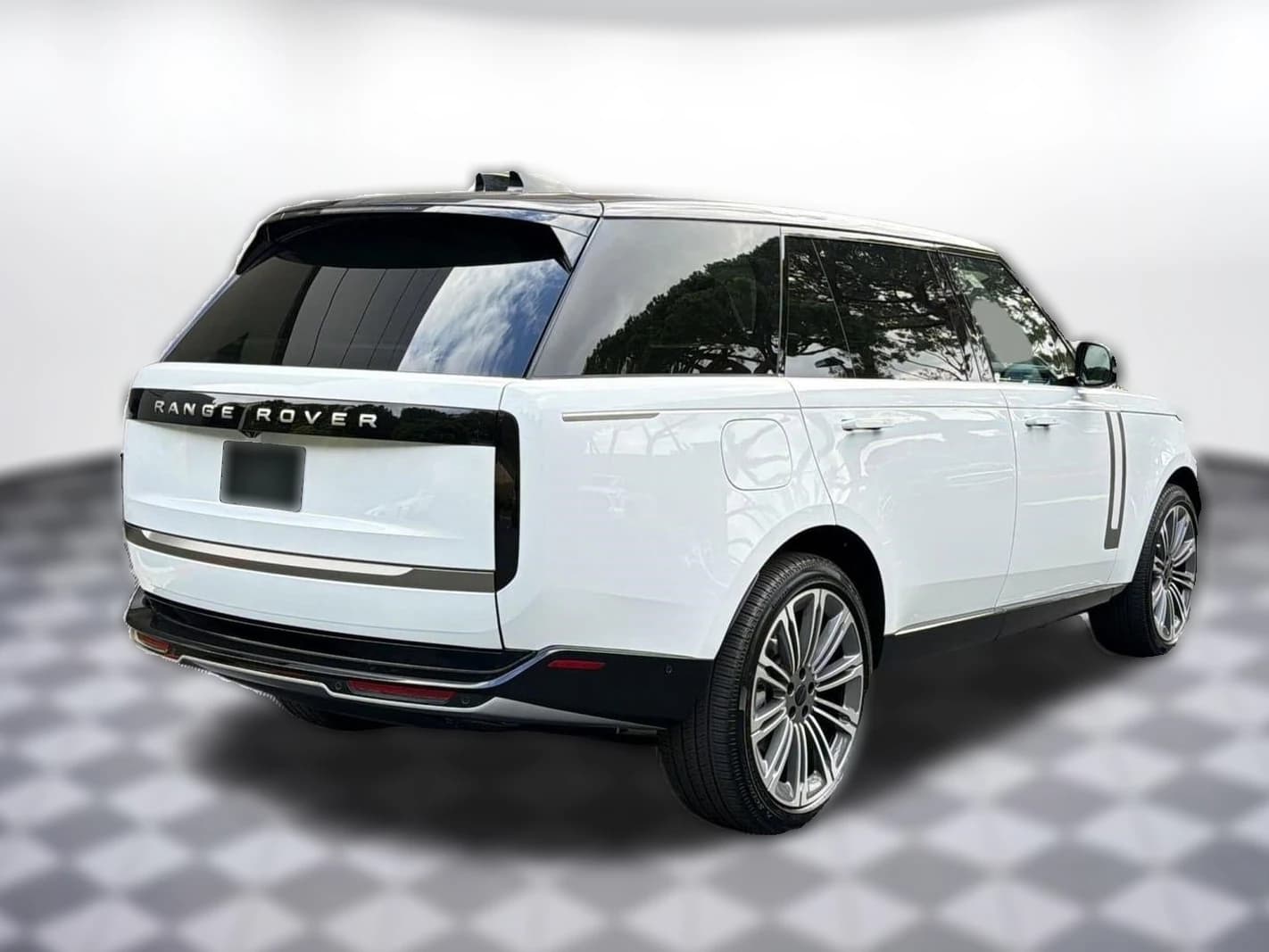Land Rover Range Rover SE P400 LWB 7 Seat 2026 — side view