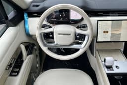 Land Rover Range Rover SV P615 SWB 2026 — side view