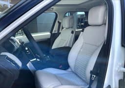 Land Rover Discovery Dynamic SE AWD 2026 — side view