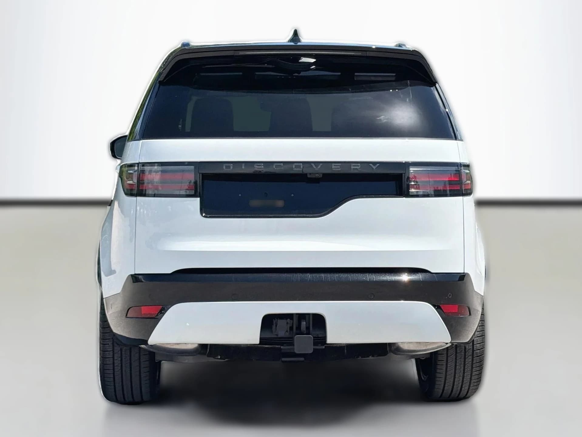 Land Rover Discovery Dynamic SE AWD 2026 — side view
